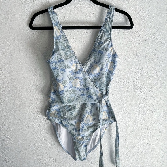 SUMMERSALT X MARKARIAN The Mini-Ruffle Perfect Wrap One-Piece Secret Garden Sz 8 - Picture 2 of 6